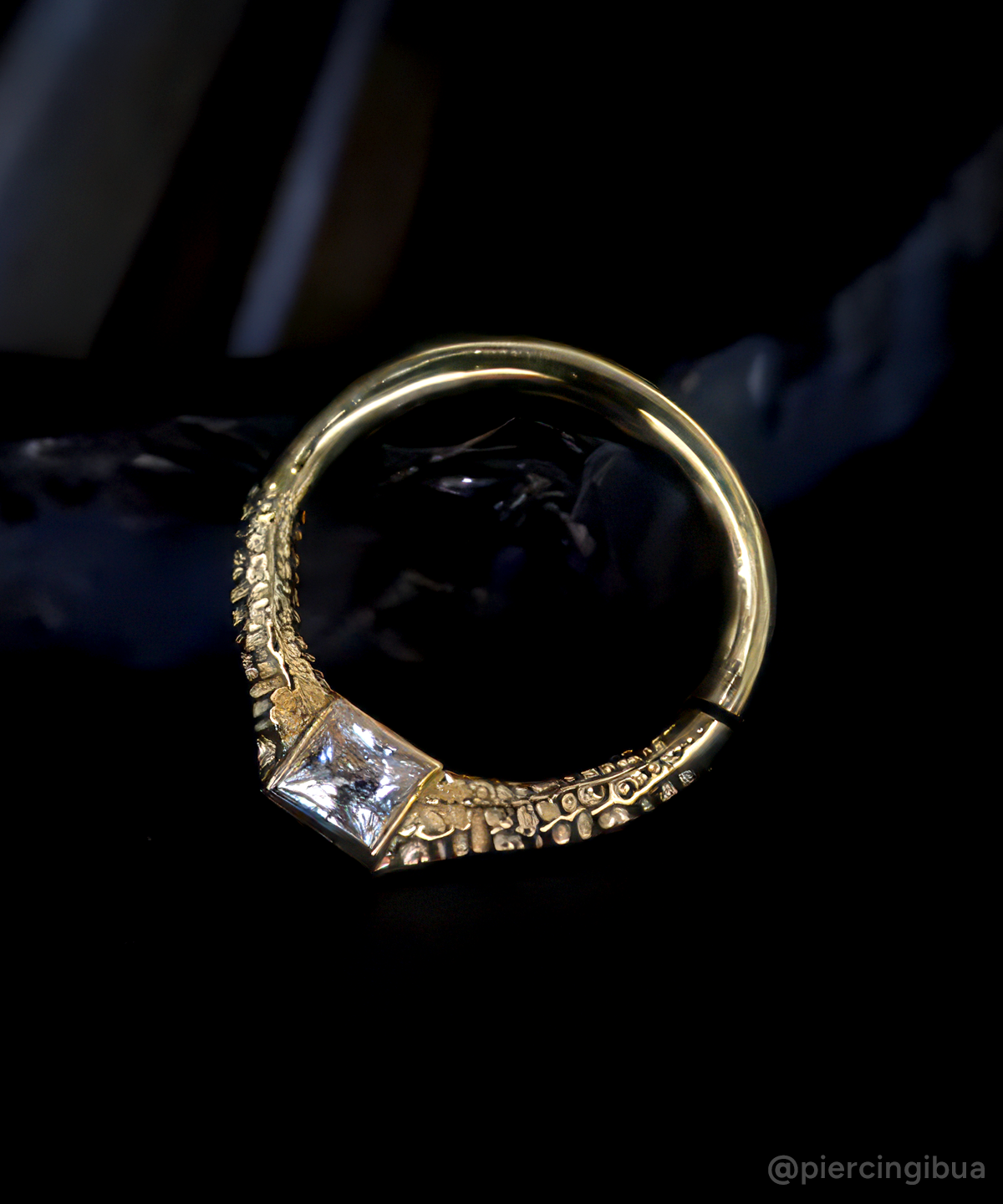 Linza Seam Ring