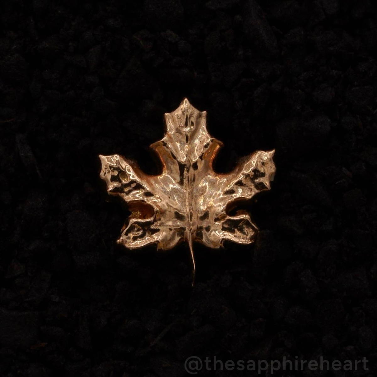 Maple Leaf End